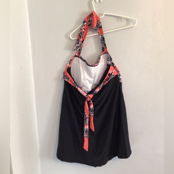 Swimming Suits Woman’s Black & Orange Floral One Piece Swimsuit. Size 4 XL. - Picture 2 of 4